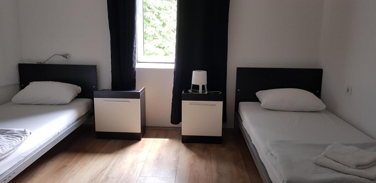 Hotel Dnd-X Pančevo Esterno foto