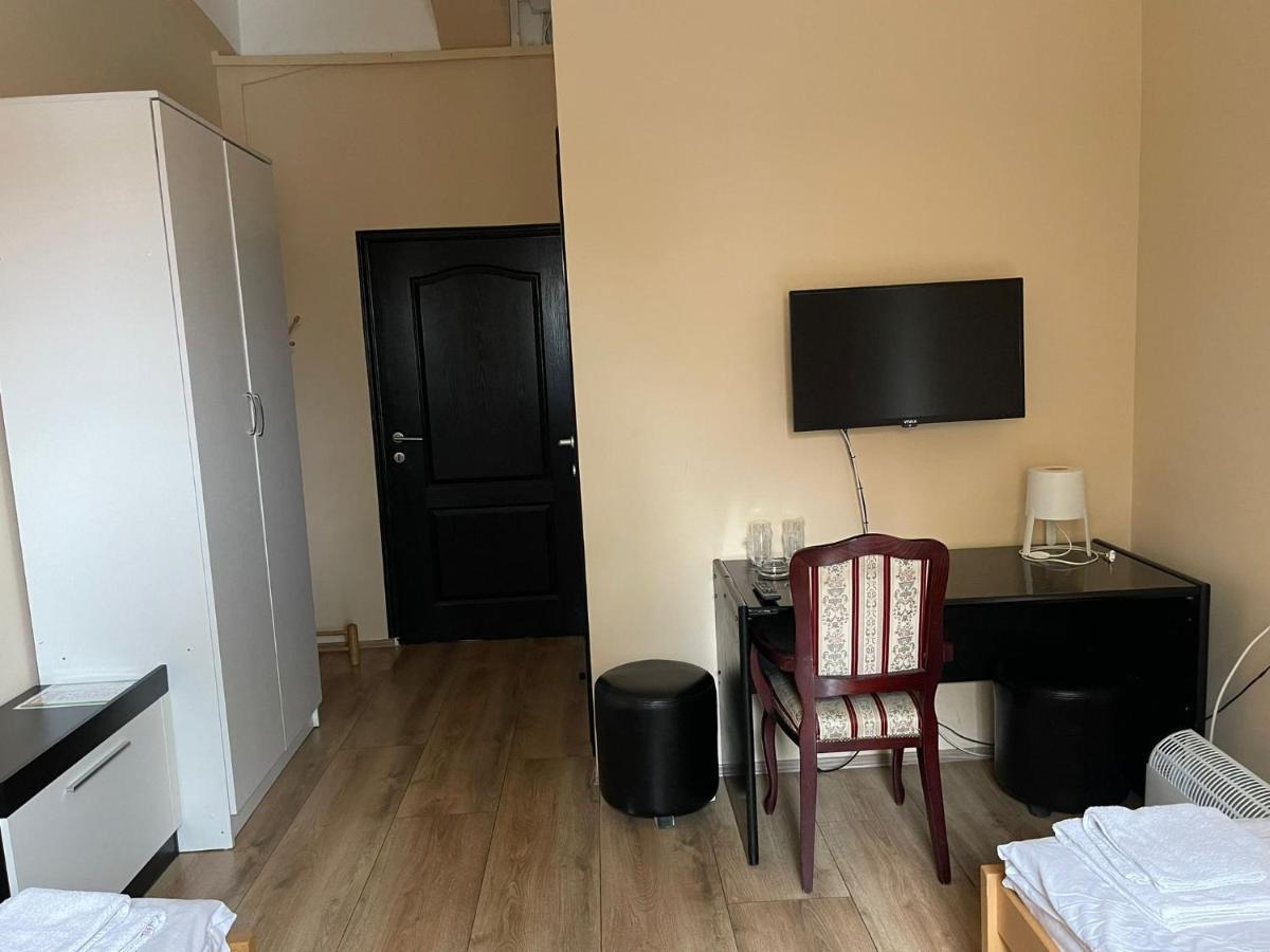 Hotel Dnd-X Pančevo Esterno foto