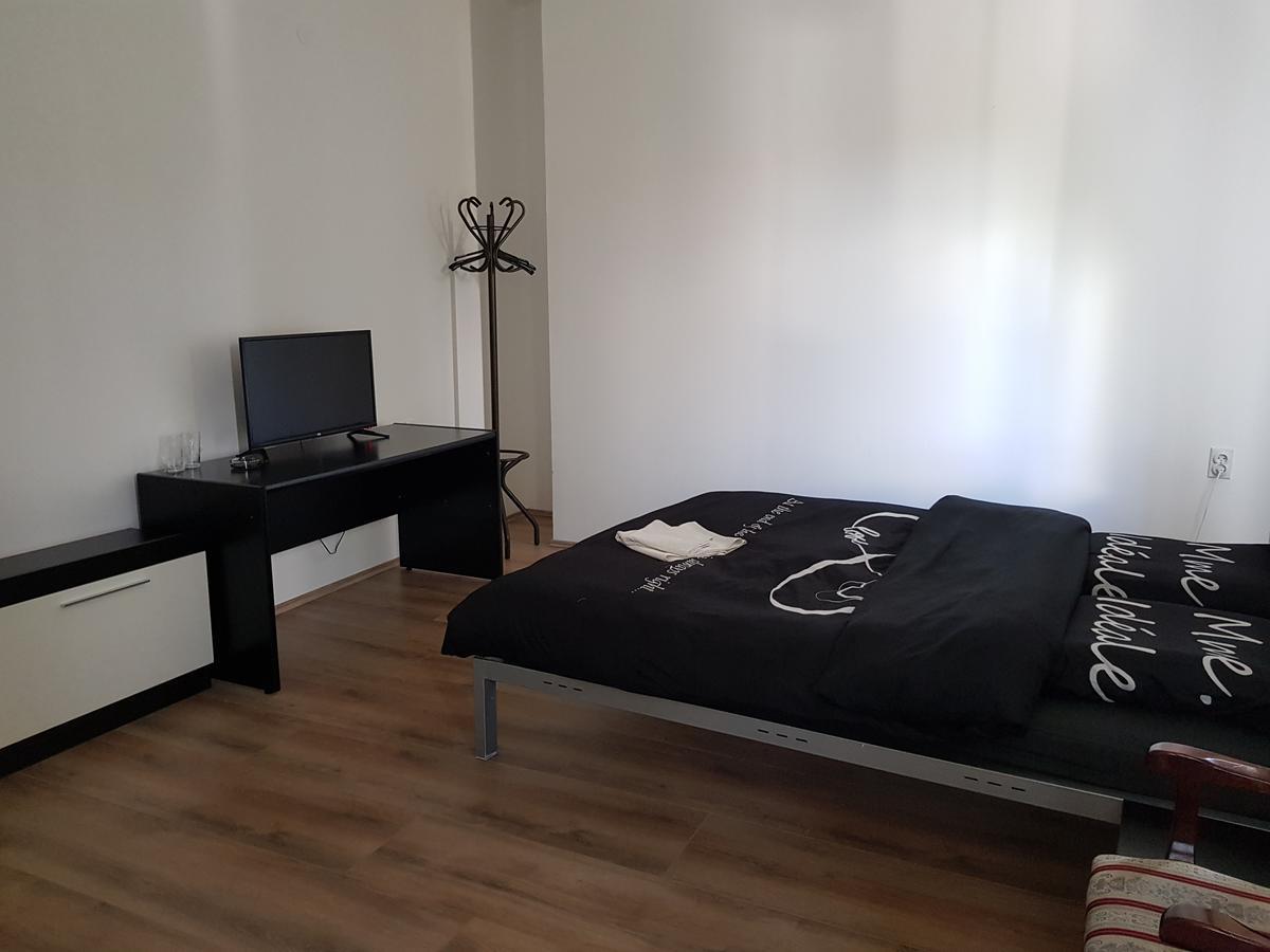 Hotel Dnd-X Pančevo Esterno foto