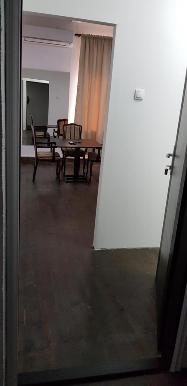 Hotel Dnd-X Pančevo Esterno foto