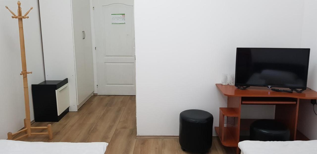 Hotel Dnd-X Pančevo Esterno foto